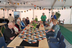 2023-05-13-WICHERUMLOO-oud-hollandse-spelletjes-en-poffertjes-eten-Verbindingsweek-30