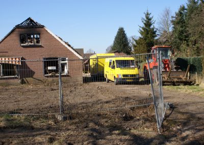 2013-03-04-asbest-wordt-weggehaald-3